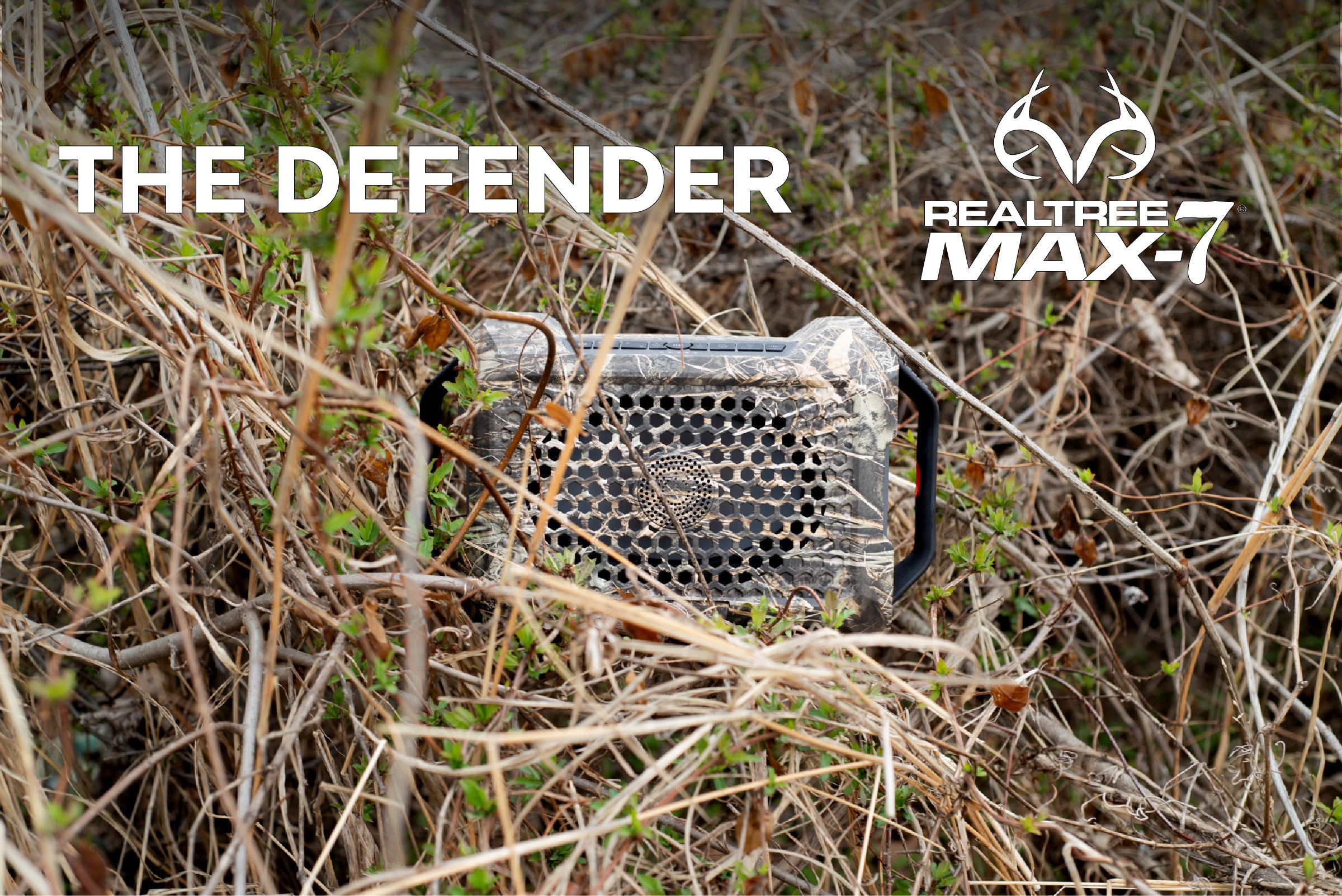 The Defender ECOXGEAR speaker in REaltree Max-7 Camo